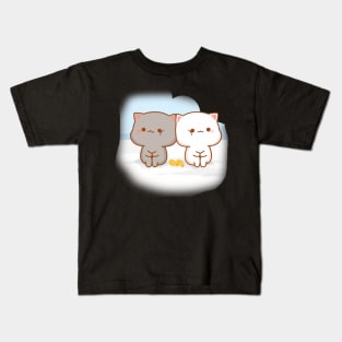 Couple cat on beach Kids T-Shirt